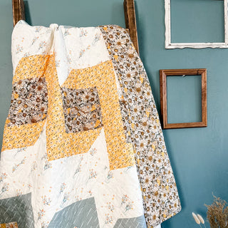 Daisie Chains Quilt Pattern (Download)