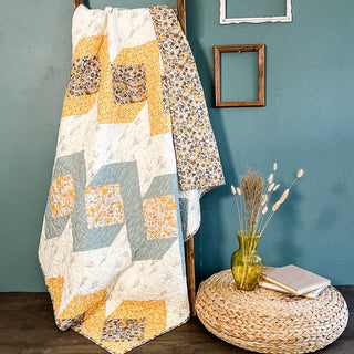 Daisie Chains Quilt Pattern (Download)