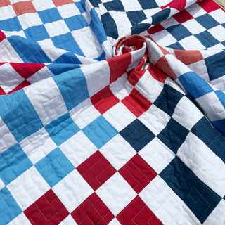 modular-quilt-pattern-homemade-emily-jane-quilt-photo-1